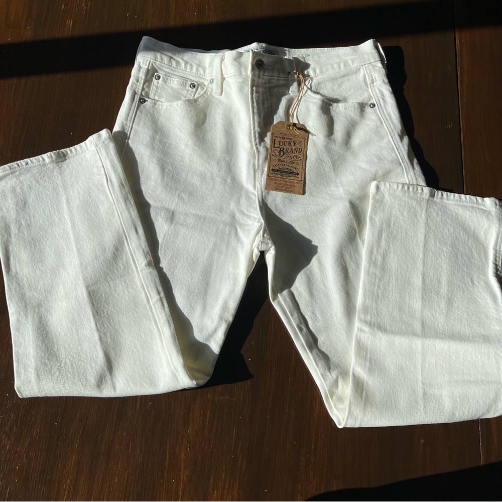 Lucky Brand Authentic Straight Crop